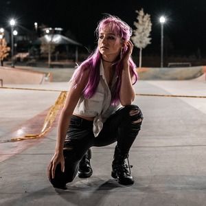 Meet your Posher, Angela